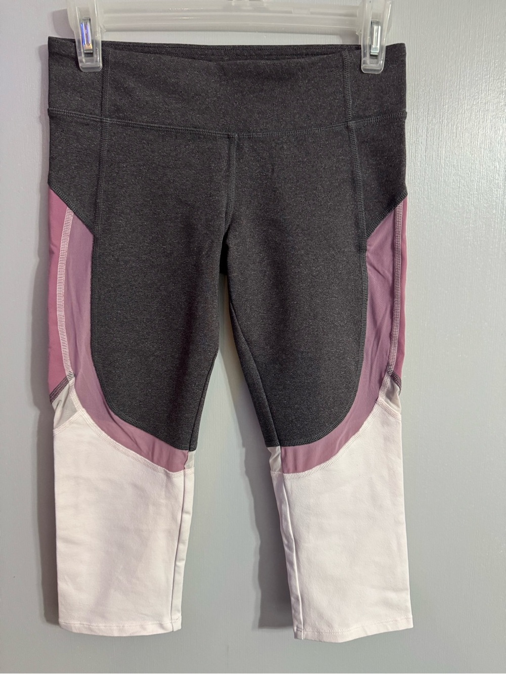 ALO Yoga Colorblock Leggings in Charcoal Mauve White Size Small